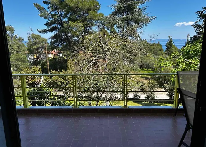 Christinas Pineforest Vourvourou