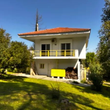 Christinas Pineforest בית נופש *